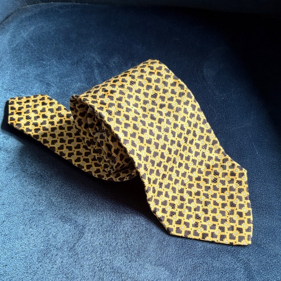 Brioni 100% Silk Hand Made Italian Gold and Black Geometric Tie